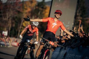 American Christopher Blevins claims hard-fought XC World Cup title.